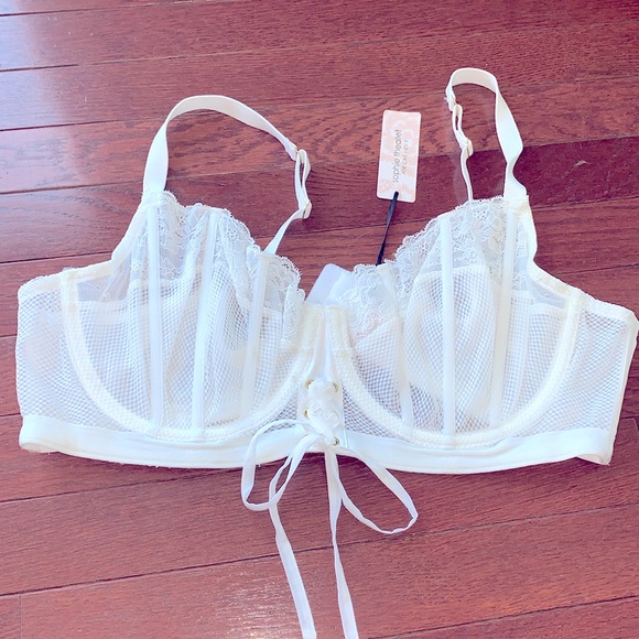Sophie Theallet Other - NWT Sophie Theallet for cacique sexy white lace underwire bra 42 D $60 white